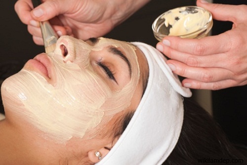 Getting A Facial