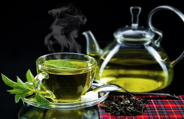 8 lợi ích khi uống trà xanh mỗi ngày giúp đẹp da giữ dáng - loi ich uong tra xanh moi ngay 01