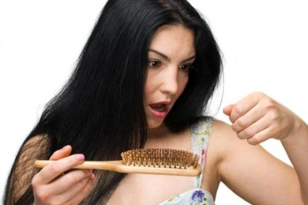 Biotin giúp giảm rụng tóc