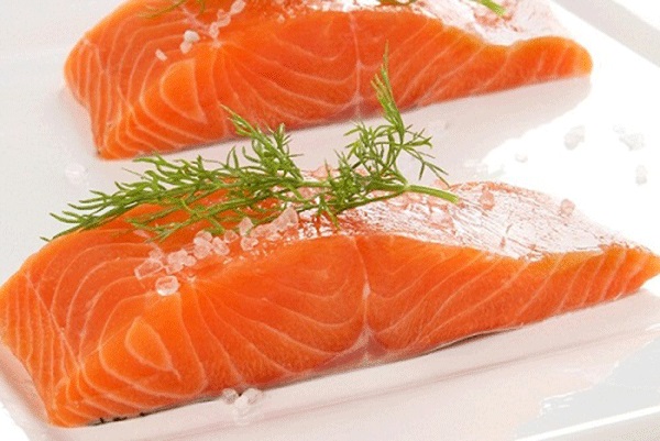 cá hồi thực phẩm giàu vitamin nhóm B