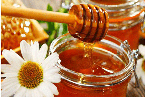 10 mẹo làm đẹp tự nhiên hiệu quả từ nhà bếp - mat ong 1