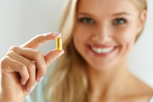 15 biện pháp điều trị da khô quanh mắt ở tại nhà - uong vitamin gi de trang da 2