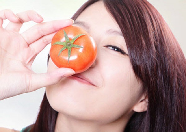 Mặt nạ cấp nước cho da từ cà chua